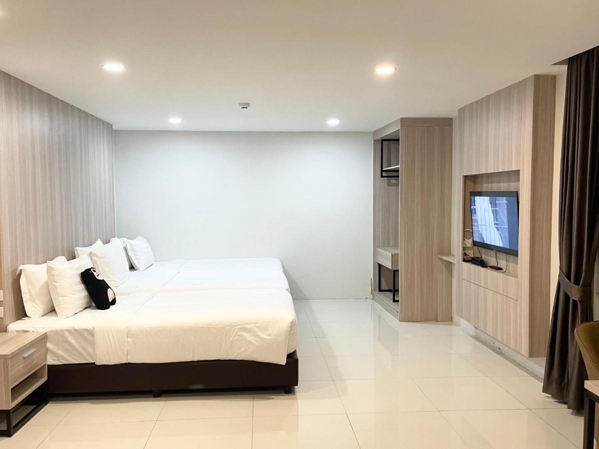 Bear'S Den Hotel Pattaya Csomtien-part Kültér fotó
